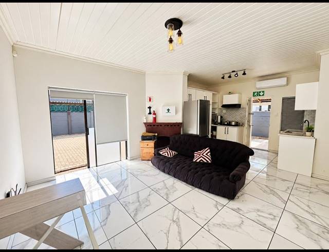 5 BEDROOM HOUSE FOR SALE IN BRANDWAG